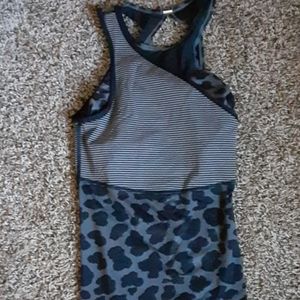 Lululemon tank